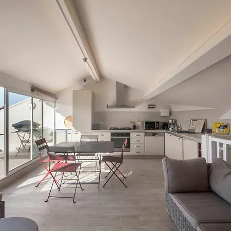 Coup De Coeur: Duplex Centre Vue & Port 아파트 *